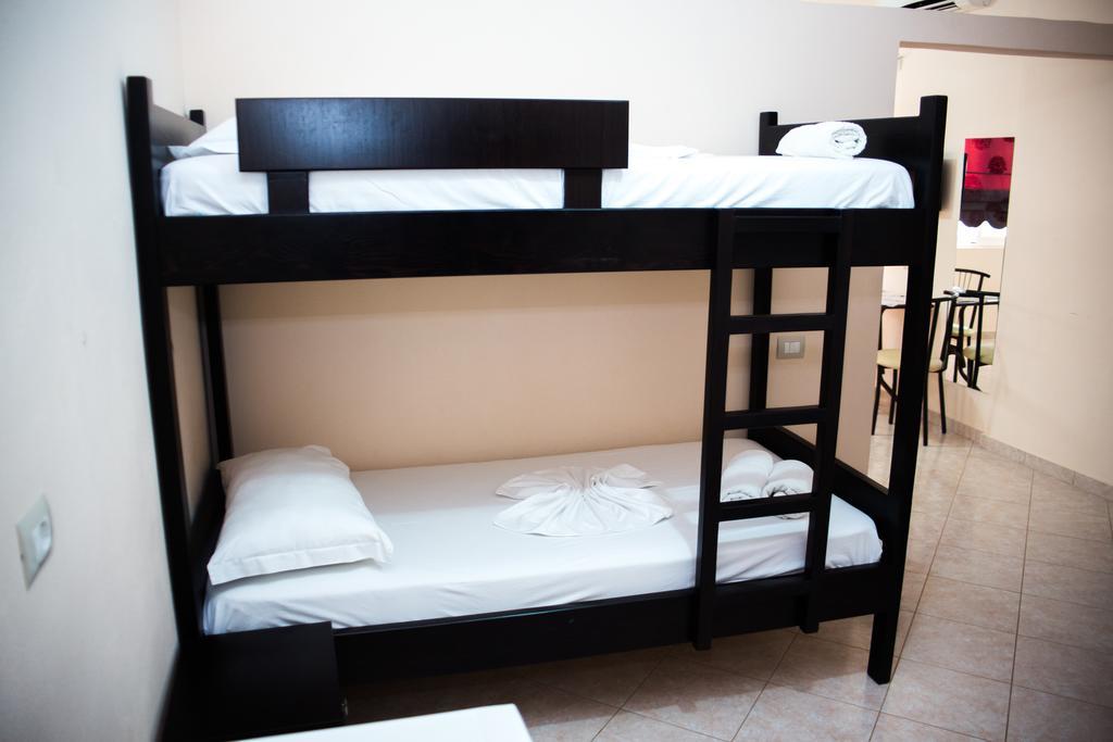 Hotel Mariksel Εξαμίλιο Εξωτερικό φωτογραφία