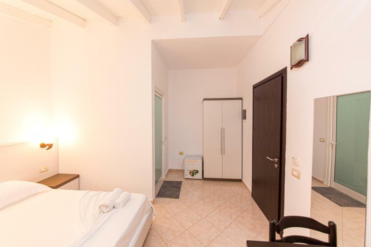 Hotel Mariksel Εξαμίλιο Εξωτερικό φωτογραφία