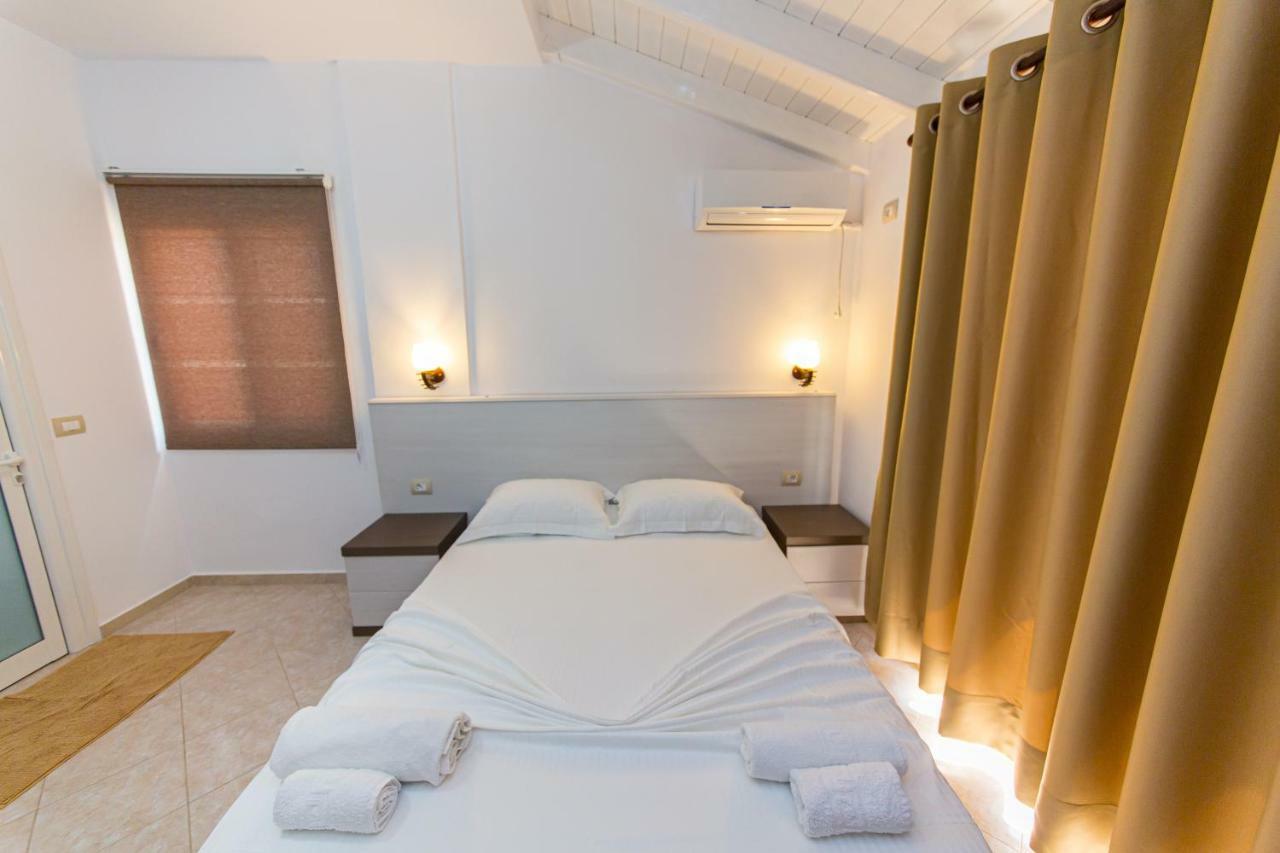 Hotel Mariksel Εξαμίλιο Εξωτερικό φωτογραφία