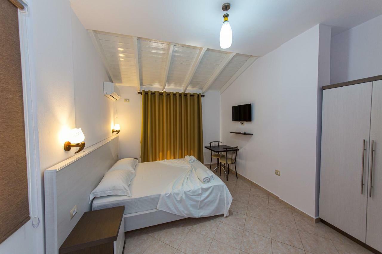 Hotel Mariksel Εξαμίλιο Εξωτερικό φωτογραφία